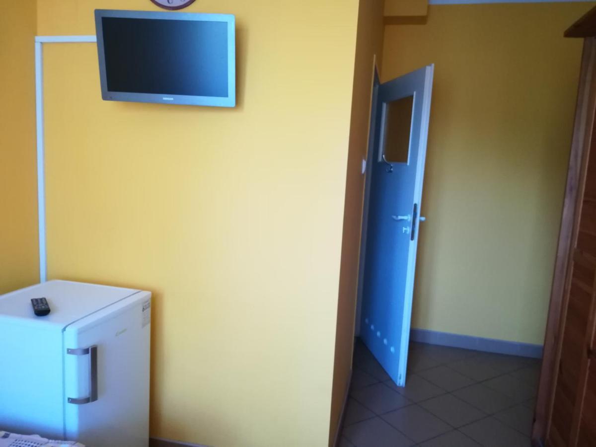 U Wikinga Hotel Zastan Eksteriør billede