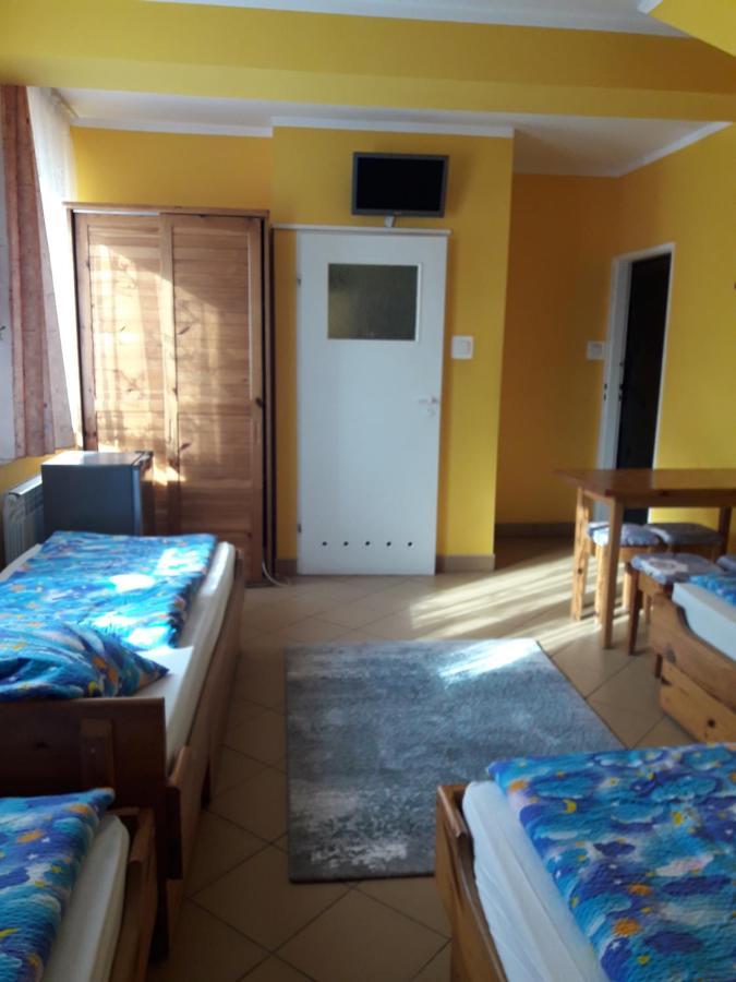 U Wikinga Hotel Zastan Eksteriør billede